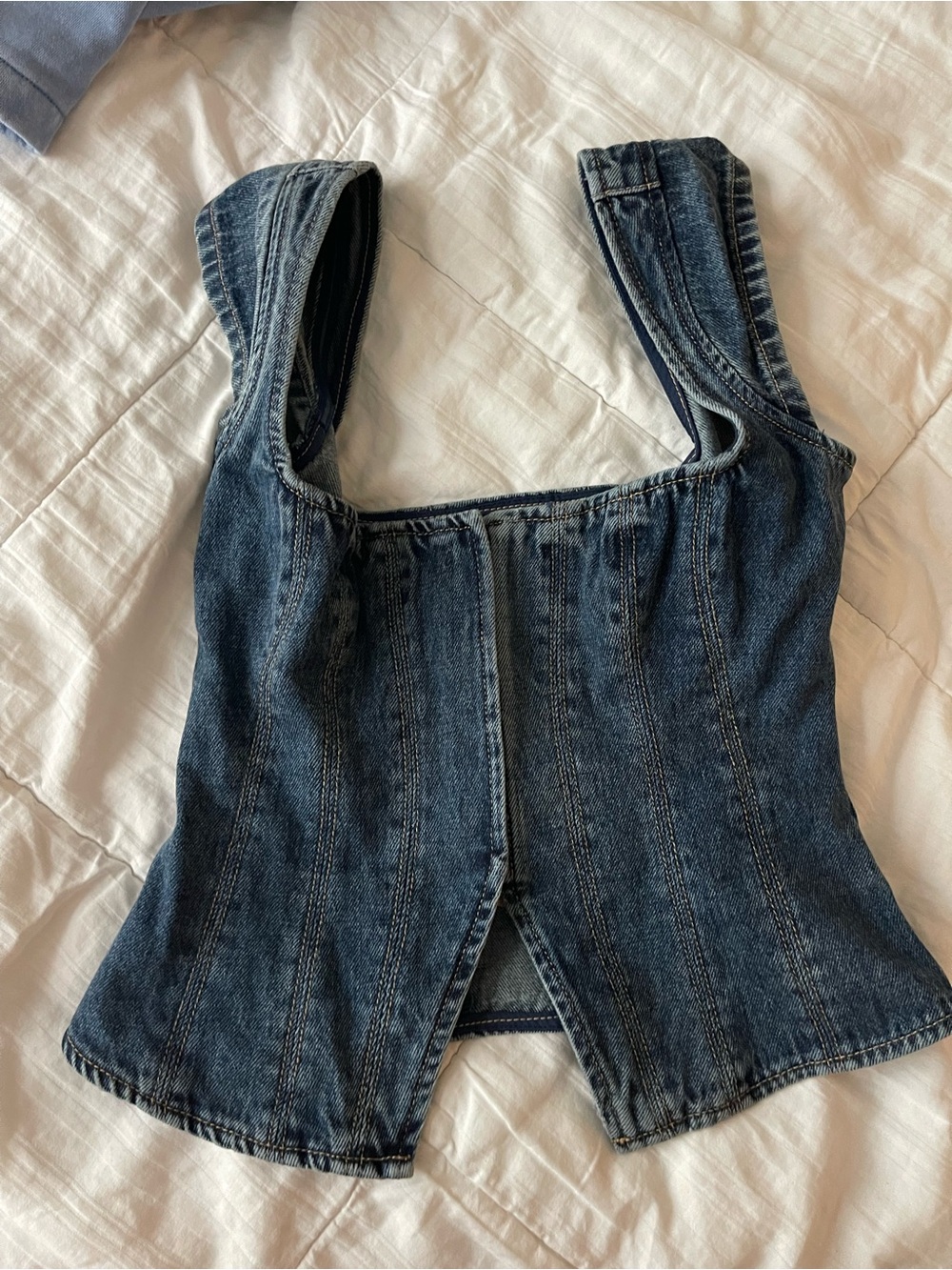 Meshki Loretta Cap Sleeve Denim Top - Picture 3 of 4